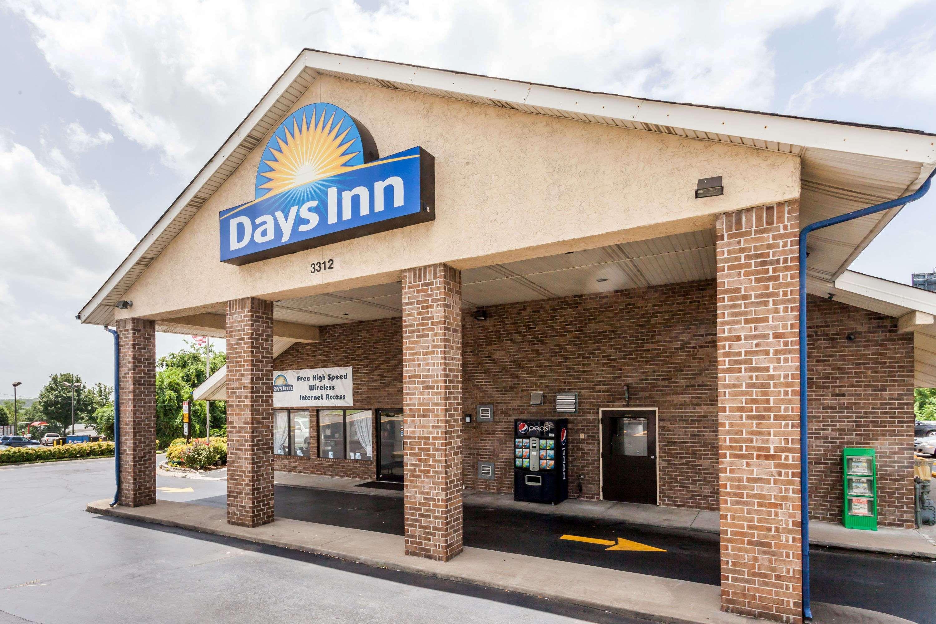 Days Inn By Wyndham Nashville N Opryland/Grand Ole Opry Eksteriør bilde